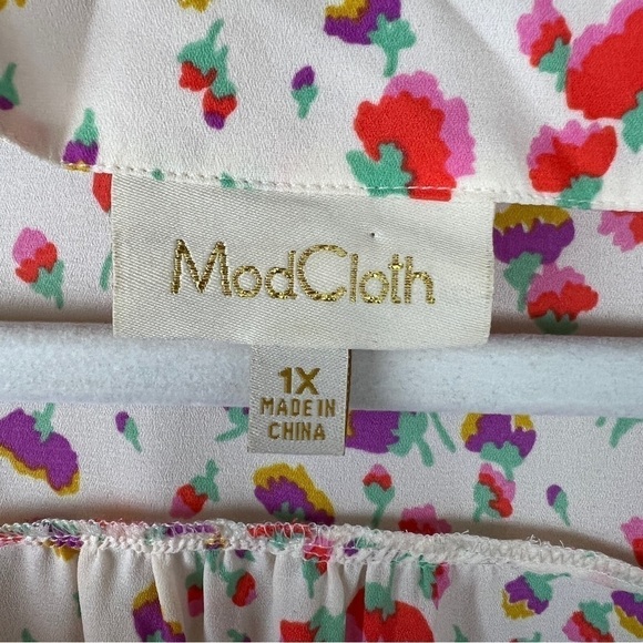 ModCloth Co Host Floral Tunic Blouse - Picture 5 of 7